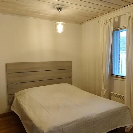 Eric Apartment